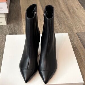 Elegant Black Ankle Boots